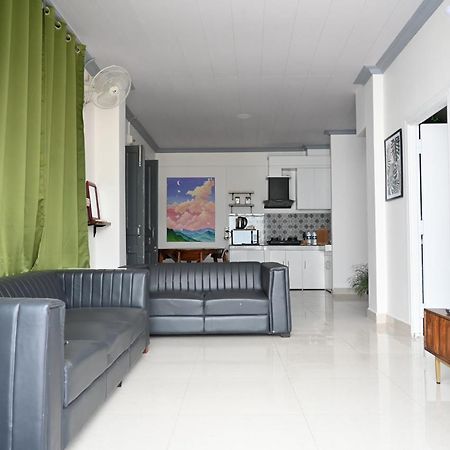 The 1998 Homestay Āīzawl Eksteriør billede
